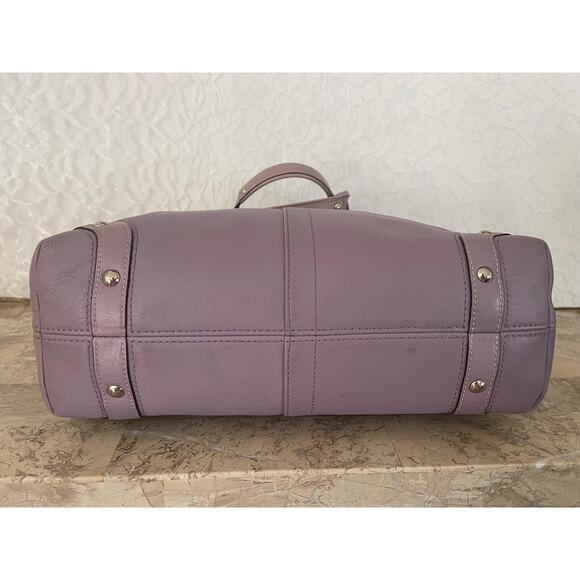 Coach Purse: 13236 light purple Carly expandable Leather Shoulder Bag - Picture 6 of 10